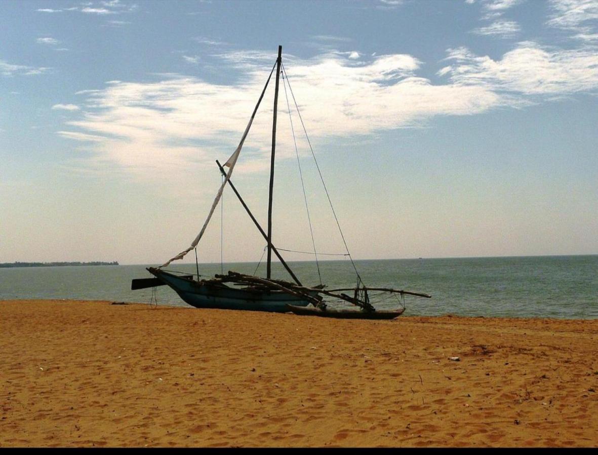 Hotel Silver Sands Negombo Dış mekan fotoğraf