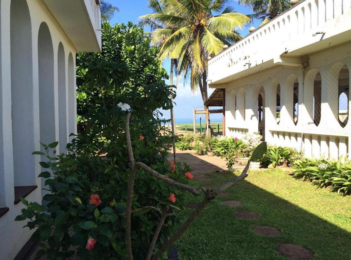 Hotel Silver Sands Negombo Dış mekan fotoğraf