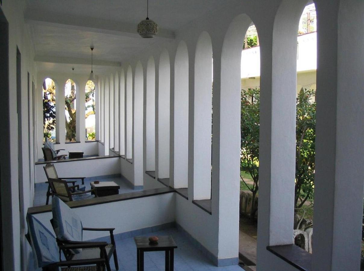 Hotel Silver Sands Negombo Dış mekan fotoğraf