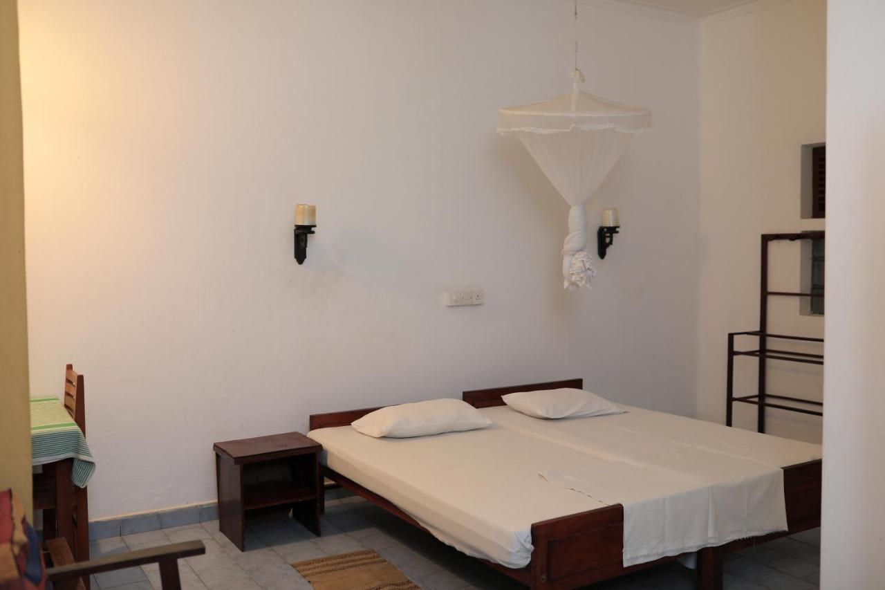 Hotel Silver Sands Negombo Dış mekan fotoğraf